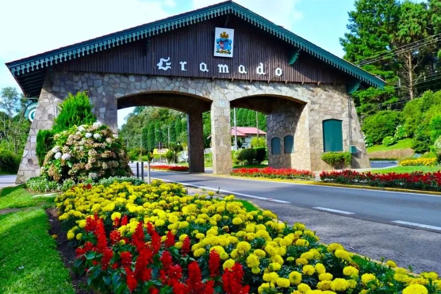 Gramado, RS - Carnaval Fora de Época