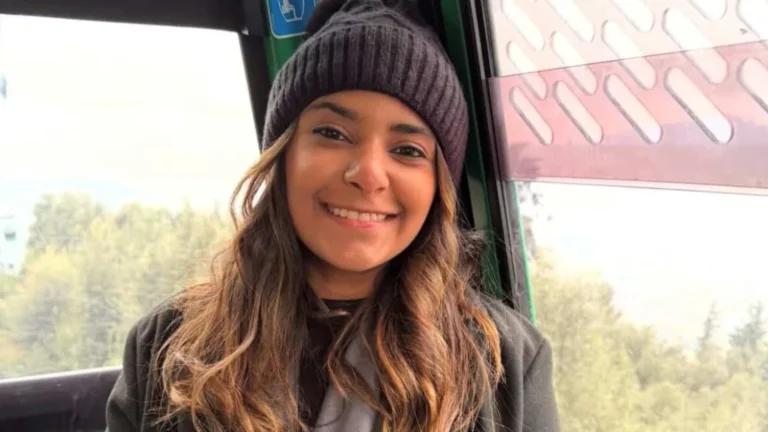 Passageiros viajando com segurança em viagens interestaduais de ônibus, usando cintos e seguindo normas de proteção